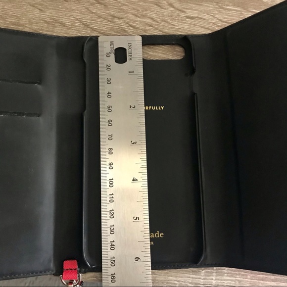 Kate Spade Scalloped Phone Case Wristlet - Picture 12 of 12